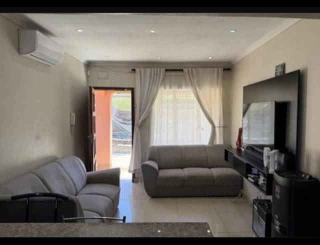 3 BEDROOM HOUSE FOR SALE IN ORIENT HEIGHTS